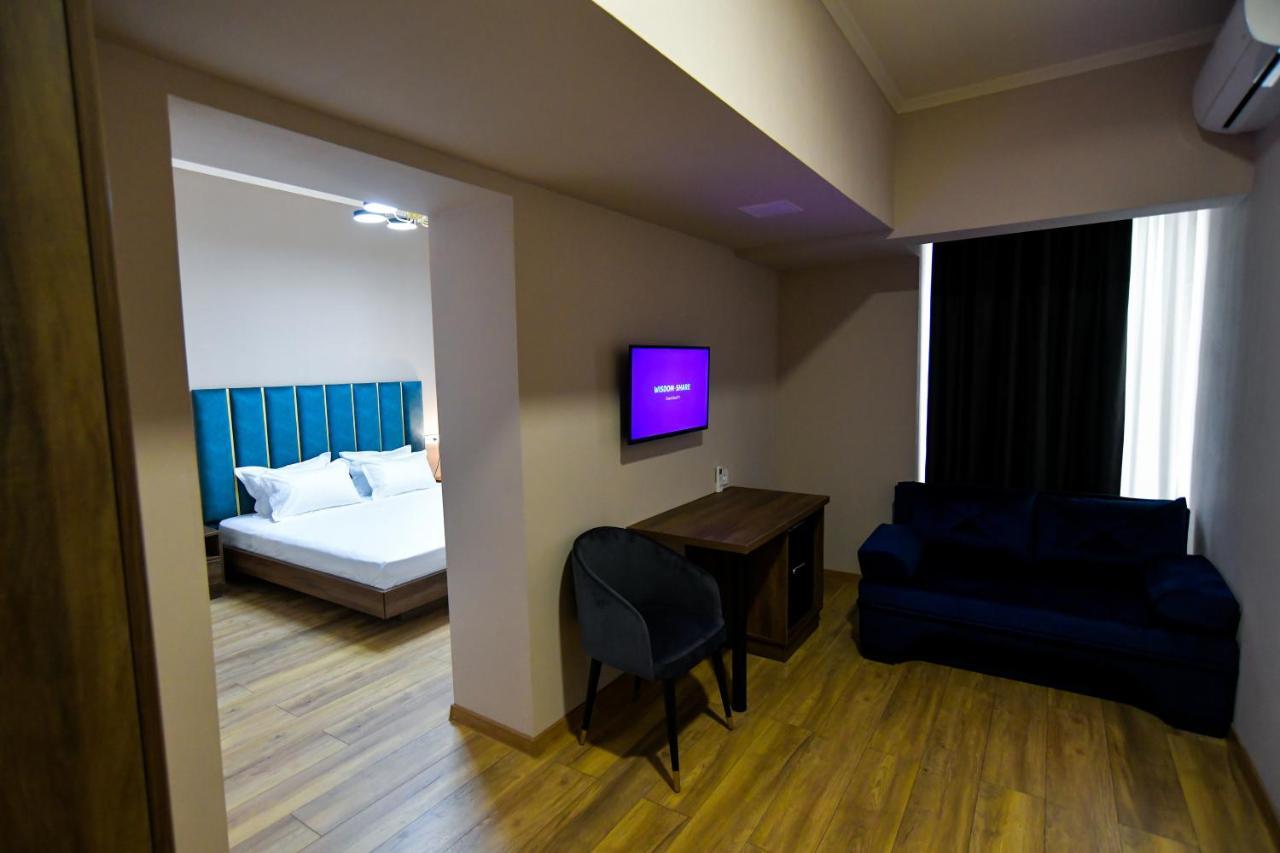 Gelati Residence Kutaisi Bagian luar foto