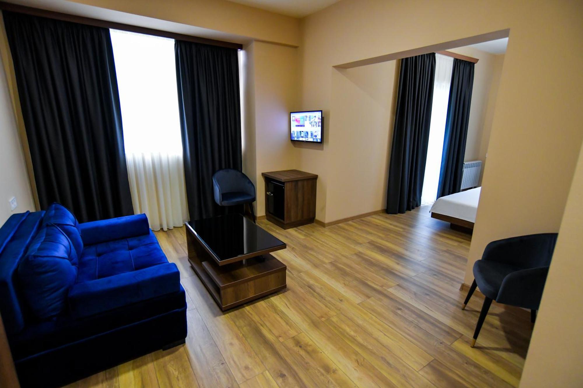 Gelati Residence Kutaisi Bagian luar foto