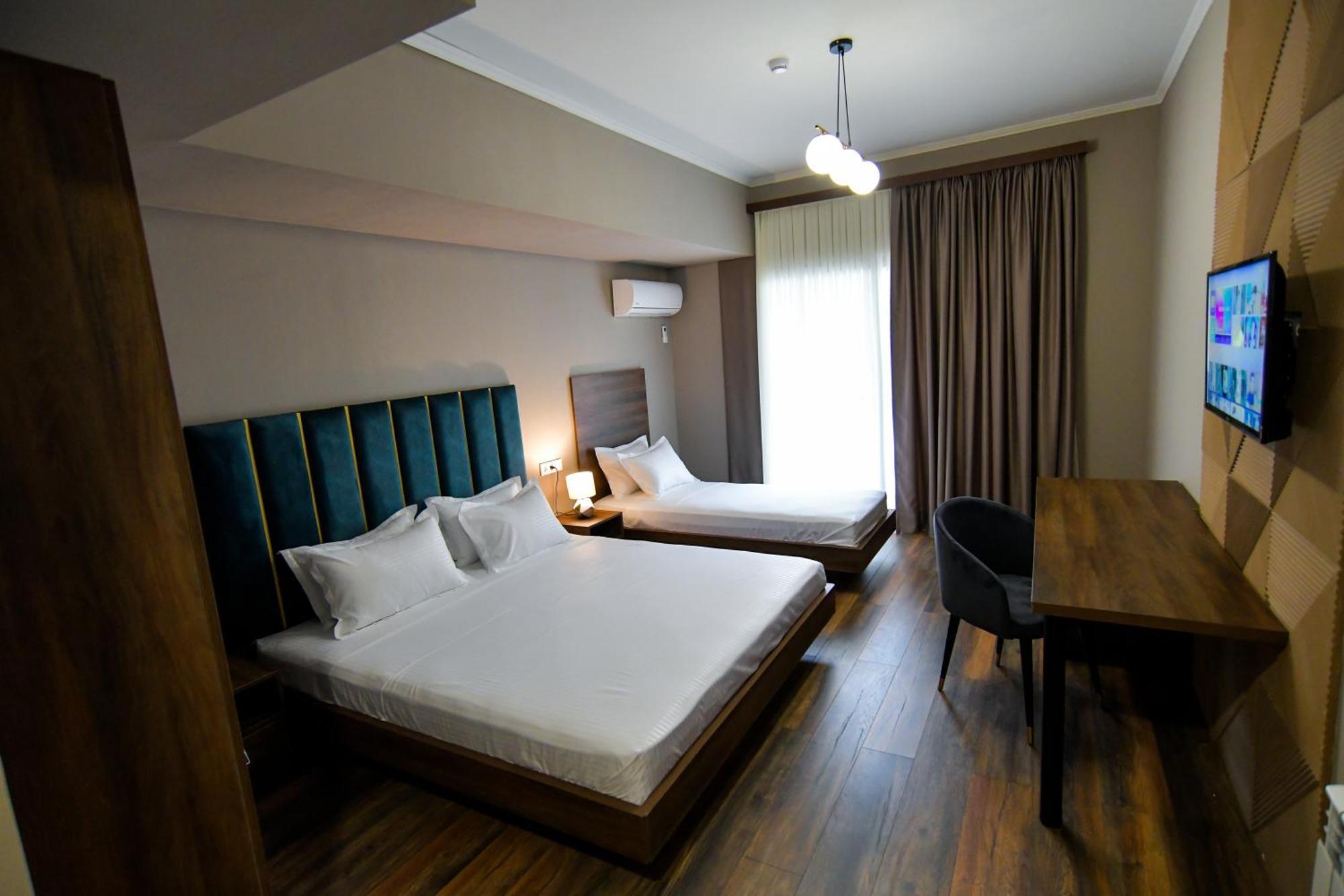Gelati Residence Kutaisi Bagian luar foto